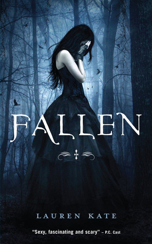 Re-Post Review: ‘Fallen’ by Lauren Kate